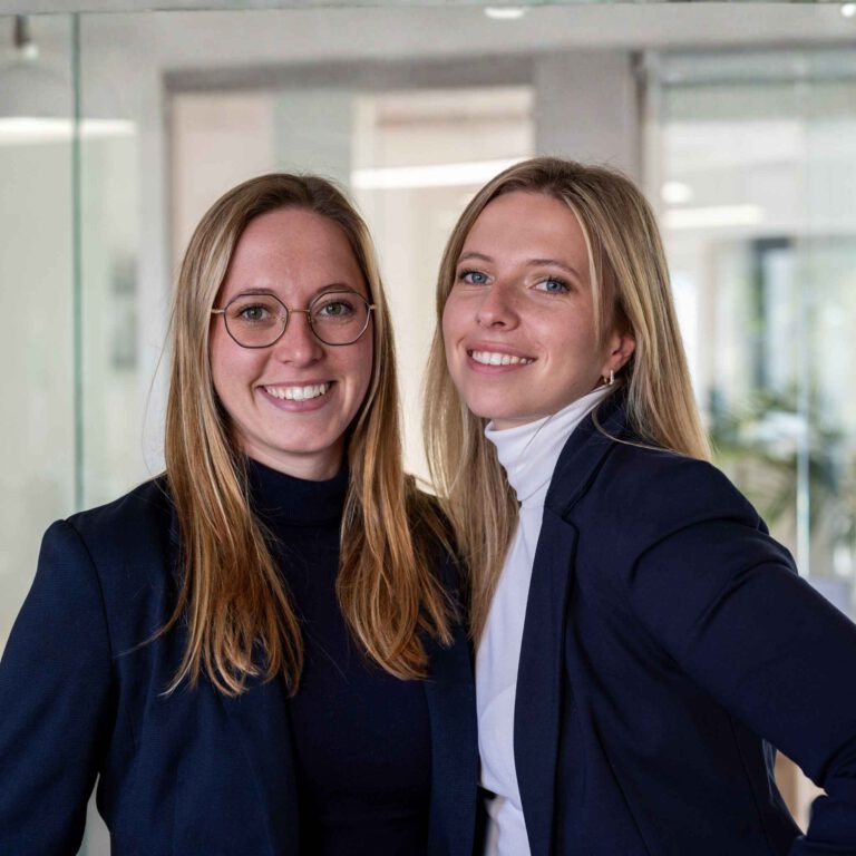 Alex und Tina – Wunschfinanzierung (Hochformat)